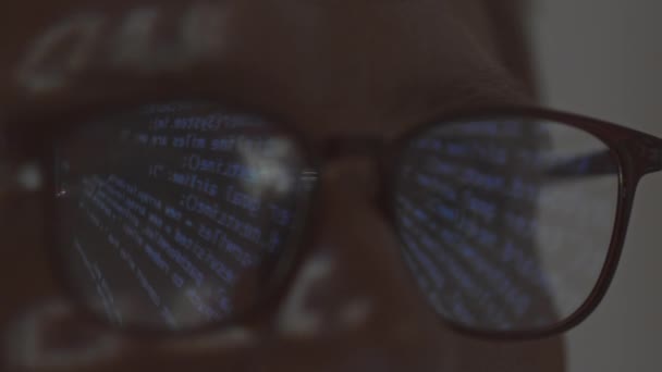 Extreme Closeup Man Eyeglasses Program Code Reflected Them Projector — Vídeo de stock