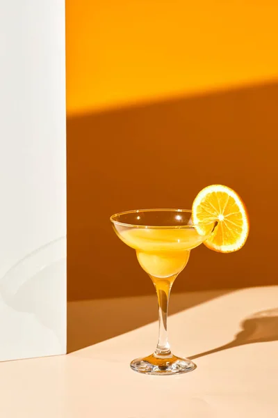 Graphic Still Life Single Cocktail Glass Fresh Orange Juice Abstract — Stok Foto
