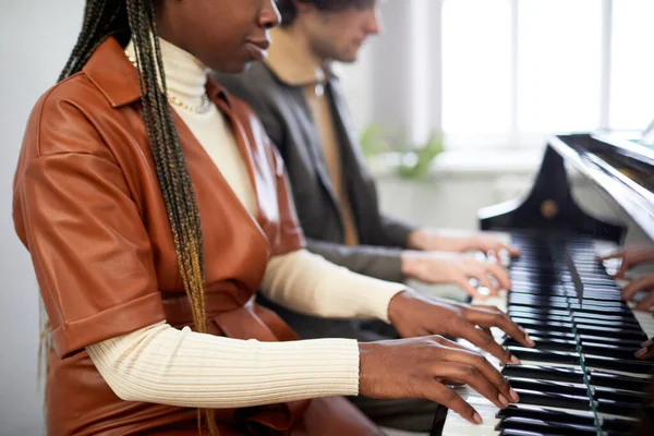 African Young Woman Playing Piano Together Her Partner Team Play — Stock Photo, Image