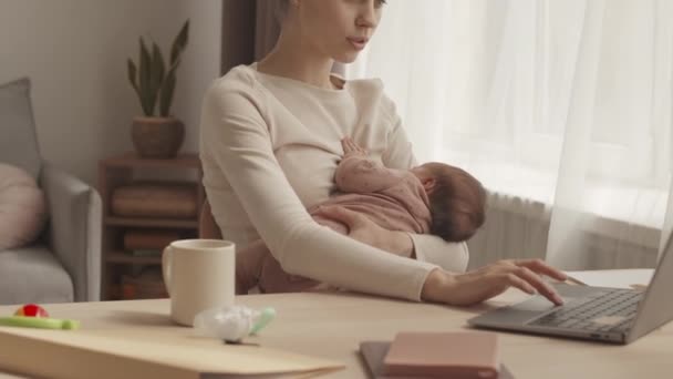 Waist Slowmo Young Woman Infant Baby Daughter Working Laptop Home — Vídeos de Stock