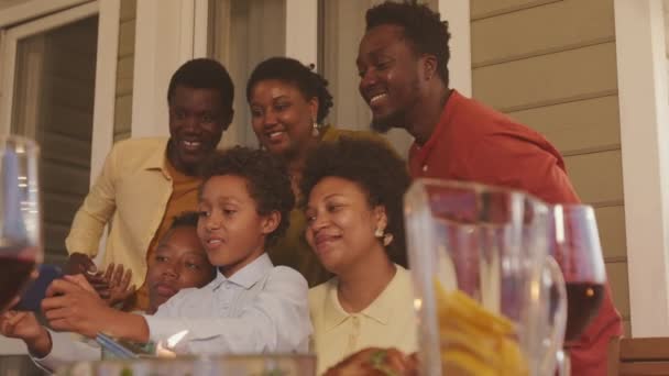 Medium Shot Delighted African American Family Waving Smartphone Camera While — Stockvideo