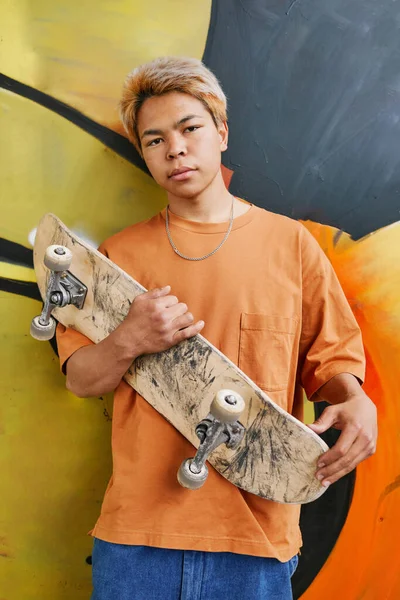 Colorful Portrait Young Teenage Boy Skateboard Standing Graffiti Wall Orange — Stock Photo, Image