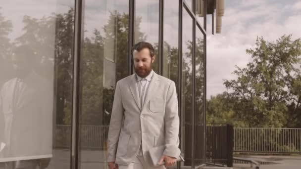 Medium Slowmo Successful Young Bearded Businessman Smart Casualwear Notebook Hands — Stock Video