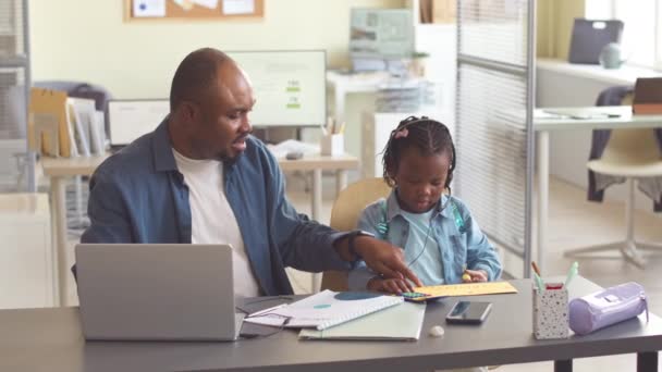 African American Businessman Little Daughter Working Laptop Modern Office Sitting — Stock Video