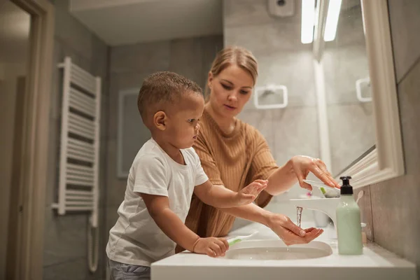 Portrait Young Mother Helping Cute Toddler Boy Brushing Teeth Bathroom — Stock Photo, Image