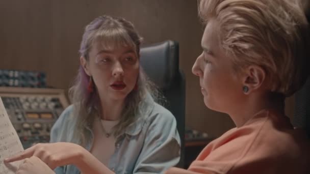 Two Young Caucasian Women Creating New Song Record Studio Discussing — Stock Video