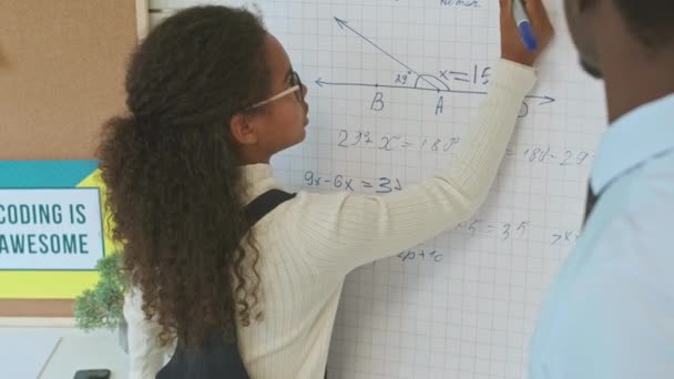 Waist African American 6Th Grade Schoolgirl Solving Geometry Problem Board — Stock Video