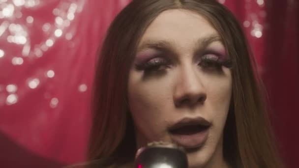 Medium Closeup Portrait Beautiful Young Drag Queen Wearing Wig Glamour — Stock Video