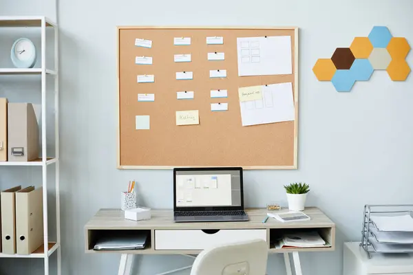 Background Image Open Laptop Workplace Corkboard Minimal Office Interior Task — Stock Photo, Image