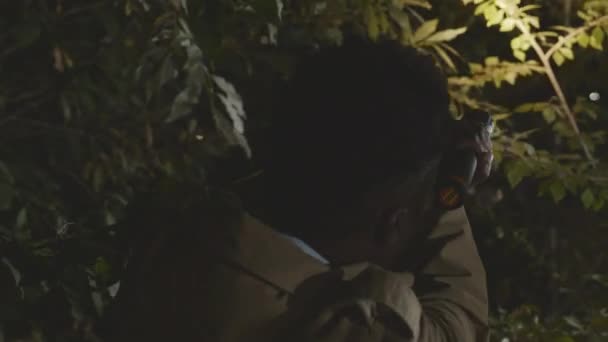 Vedere Din Spate Fotografie Medie Ofițerului Poliție Afro American Sex — Videoclip de stoc