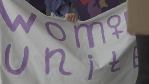 Cropped Slowmo Unrecognizable Community Feminists Shaking Women Unite Banner While — Stock Video