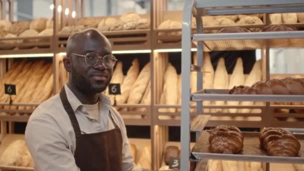 Waist Portrait Smiling Young Black Bakery Worker Posing Camera Fresh — Stock Video