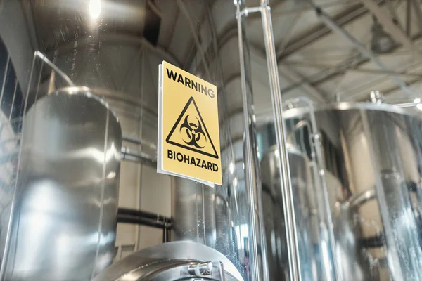 Hintergrundbild Des Warnschildes Biohazard Auf Dem Vorratsbehälter Der Chemiefabrik Kopierraum — Stockfoto