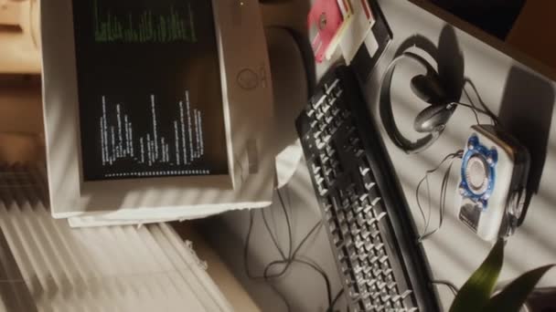 Vertical People Shot Old Fashioned Desktop Computer Monitor Running Program — Stock video