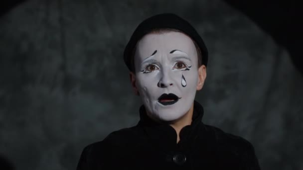 Poitrine Vers Haut Actrice Mature Mime Avec Maquillage Larme Sur — Video