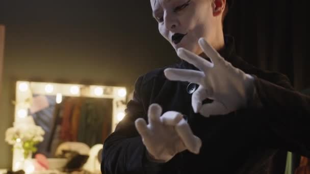 Medium Shot Talented Mime Performer Wearing Stage Costume Makeup Rehearsing — Stock Video