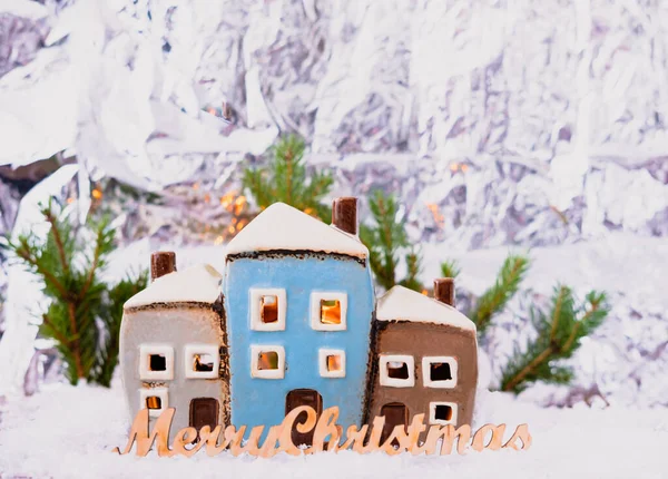 Κεραμικό Σπίτι Χριστουγεννιάτικο Παιχνίδι Θολή Φόντο Λάμψη Χριστουγεννιάτικη Διακόσμηση Και — Φωτογραφία Αρχείου