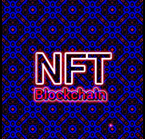 Mavi kare arkaplanda NFT ve blockchain yazıtları
