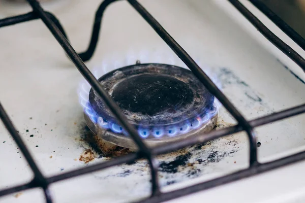 Soviet Dirty Gas Stove Burning Flames Fire Gas Shortage World — Stock Photo, Image