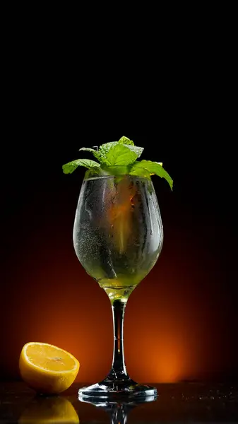 Bar Troverete Cocktail Colorati Rinfrescanti Club Vita Alcol — Foto Stock