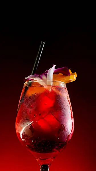 Barda Canlandırıcı Renkli Kokteyller Var Kulüp Hayatı Alkolü — Stok fotoğraf