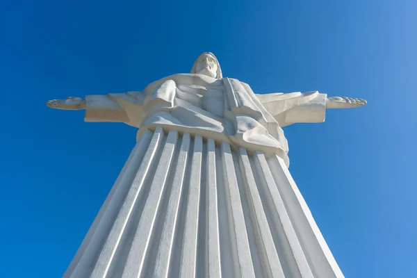 Детальная Метровая Статуя Иисуса Христа Копия Аналогичной Скульптуры Рио Жанейро — стоковое фото