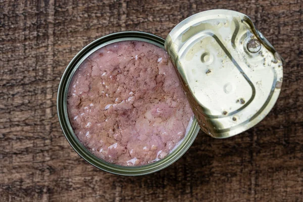 Open Canned Tuna Oil Sauce Wooden Background Close Top View — 스톡 사진