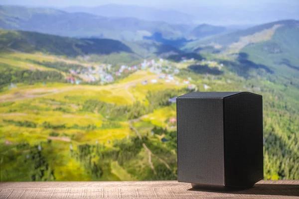 Black Acoustic Sound Speaker Wooden Table Backdrop Carpathian Mountains Ukraine — Stock Photo, Image