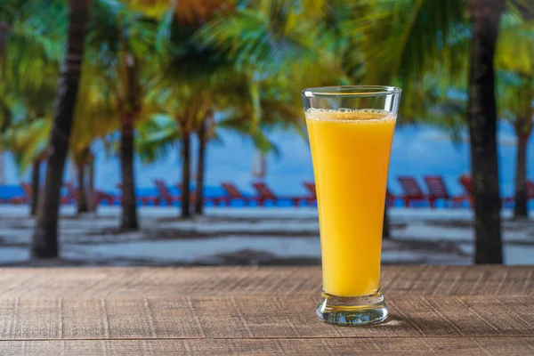 Freshly Squeezed Orange Juice Glass Wooden Table Sea Sunny Summer — Stock Photo, Image