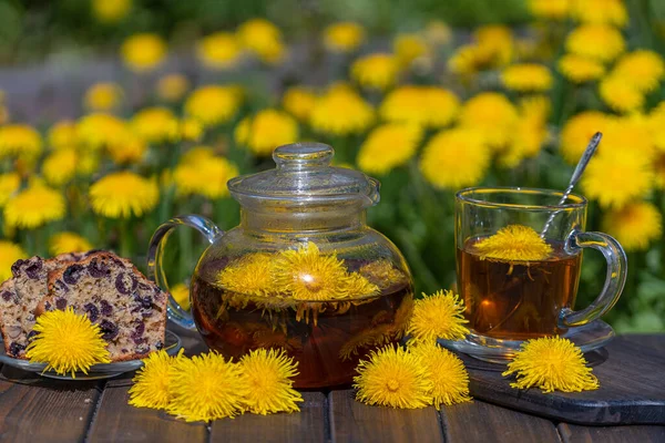 Healthy Dandelion Flower Tea Glass Teapot Wooden Table Cherry Muffin — Stock Photo, Image