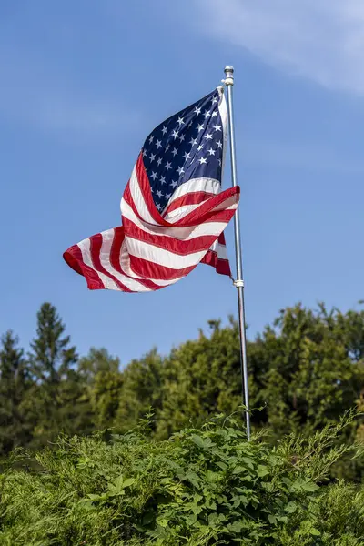 American Flag Blue Sky Background Close — Stock Photo, Image