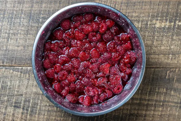Fresh Red Raspberry Berry Covered Granulated Sugar Jam Preparation Bowl — Stock Photo, Image
