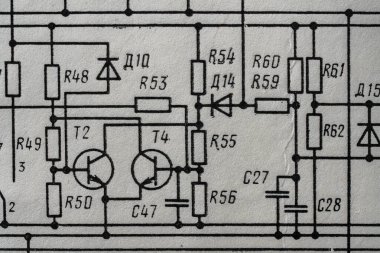 Eski radyo devresi, eski kağıt elektrik şemasına, eğitim ve elektrik endüstrisi için arka plan olarak basılmış. SSCB 'den elektrik telsiz şeması