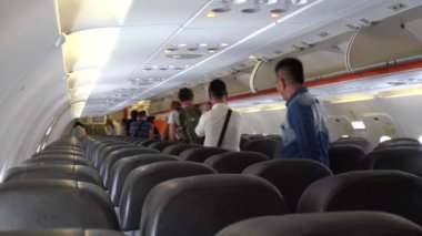 CHANGI HAVAALANI, SINGAPORE - 27 Mart 2019: Uçak Bangkok 'tan Singapur' a uçtu.