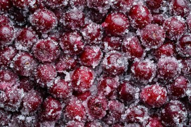 Taze kırmızı kirazlar suyu serbest bırakmak için reçel yapmadan önce beyaz şeker serpiştirilir. Hayatın tatlılığını ve zenginliğini sembolize eden sulu kiraz.