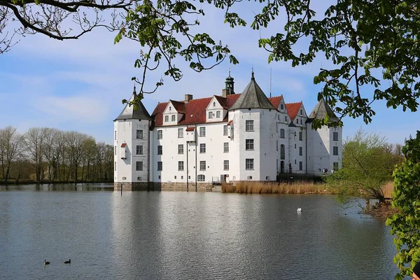 Romantischer Blick Auf Ein Schönes Berühmtes Seeschloss Guten Alten Deutschland — Stockfoto