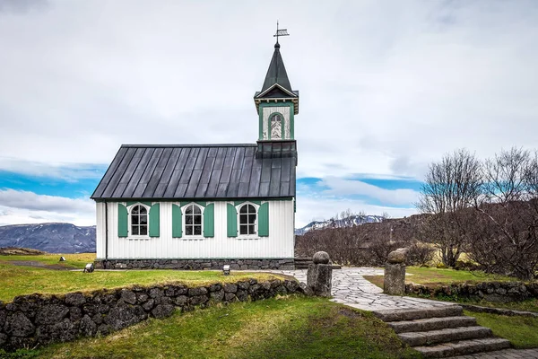 Παλιά Ξύλινη Εκκλησία Στο Πάρκο Thingvellir Στην Ισλανδία — Φωτογραφία Αρχείου