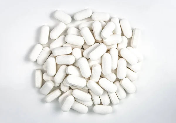 Nutrição Desportiva Suplementos Pílulas Aminoácidos Bcaa Fundo Branco — Fotografia de Stock