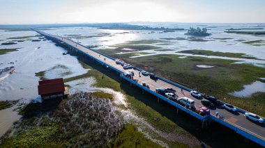 Thale Noi Köprüsü, Tayland 'ın güneyinde, Phatthalung Eyaleti' nin en uzun köprüsü..