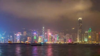 Victoria Körfezi 'nin Hong Kong' daki Gecesi
