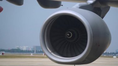 Uçak motoru türbini, Hava Kuvvetleri hava yakıt ikmali.