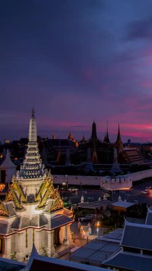 Wat Phra Kaew veya Zümrüt Buda Tapınağı Zümrüt Buda Tapınağı Zümrüt Buda Tapınağı Bangkok, Büyük Saray ve Wat Phra Kaew Tapınağı Tayland 'ın En İyi Turist Çekimi.