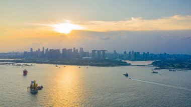 Singapur 'un Günbatımı Manzarası