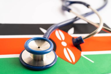 Kenya bayrak geçmişi, iş ve finans konsepti hakkında steteskop.