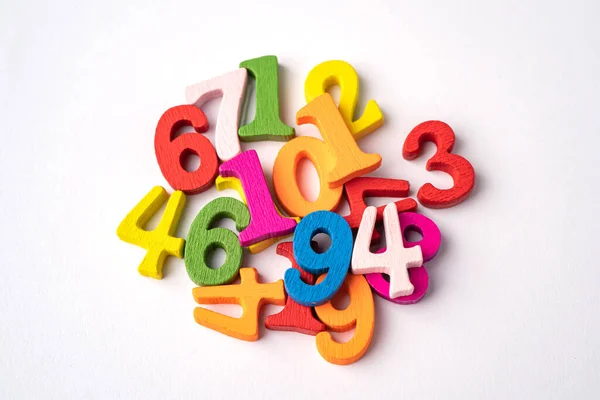 Μαθηματικά Αριθμός Πολύχρωμο Λευκό Φόντο Εκπαίδευση Μελέτη Μαθηματική Μάθηση Διδασκαλία — Φωτογραφία Αρχείου