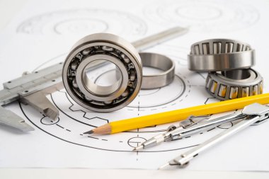 Mühendislik araçları ve mekanik endüstriyel vernier kalibre ve metal top bering.