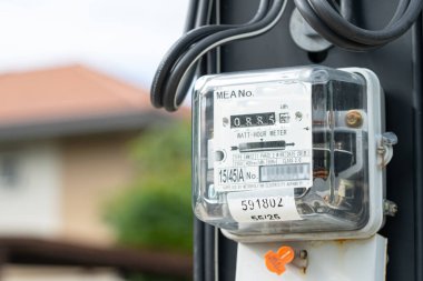 Ev ve ofisteki enerji maliyeti için elektrik ölçüm sayacı.