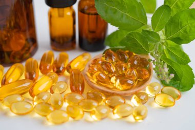 Çevre Koruma Ajansı ve DHA ile balık yağı vitamini, E omega 3 vitaminli alternatif ilaç bitkisel organik kapsül.