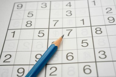 Sudoku bulmacası, yaşlı hastalarda Alzheimer hastalığını geliştirmek için beyni genç tutma oyunu..