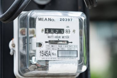 Ev ve ofisteki enerji maliyeti için elektrik ölçüm sayacı.